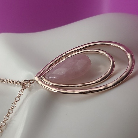 Long semi precious necklace in rose gold tone made by Sonoma. - Picture 7 of 11